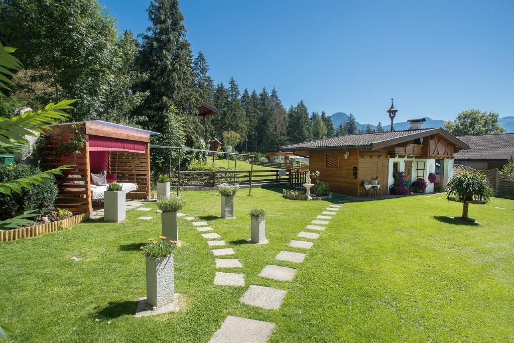 Gaestehaus Waldrand Garni Wiesing Exterior foto