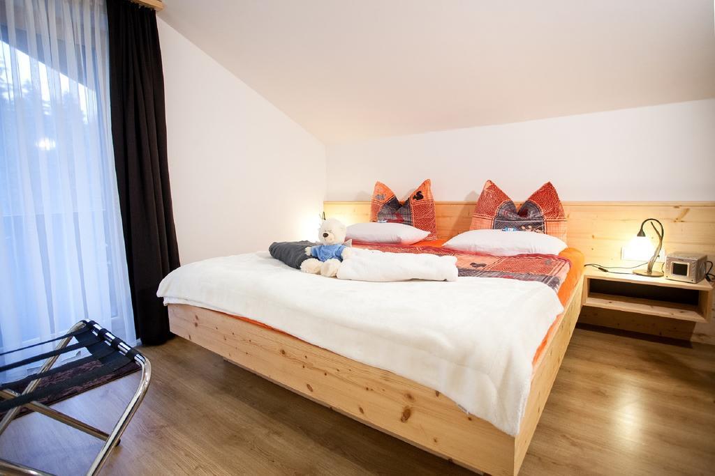 Gaestehaus Waldrand Garni Wiesing Exterior foto
